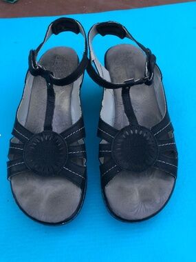 JBU wedge 9.5 wedge sandals